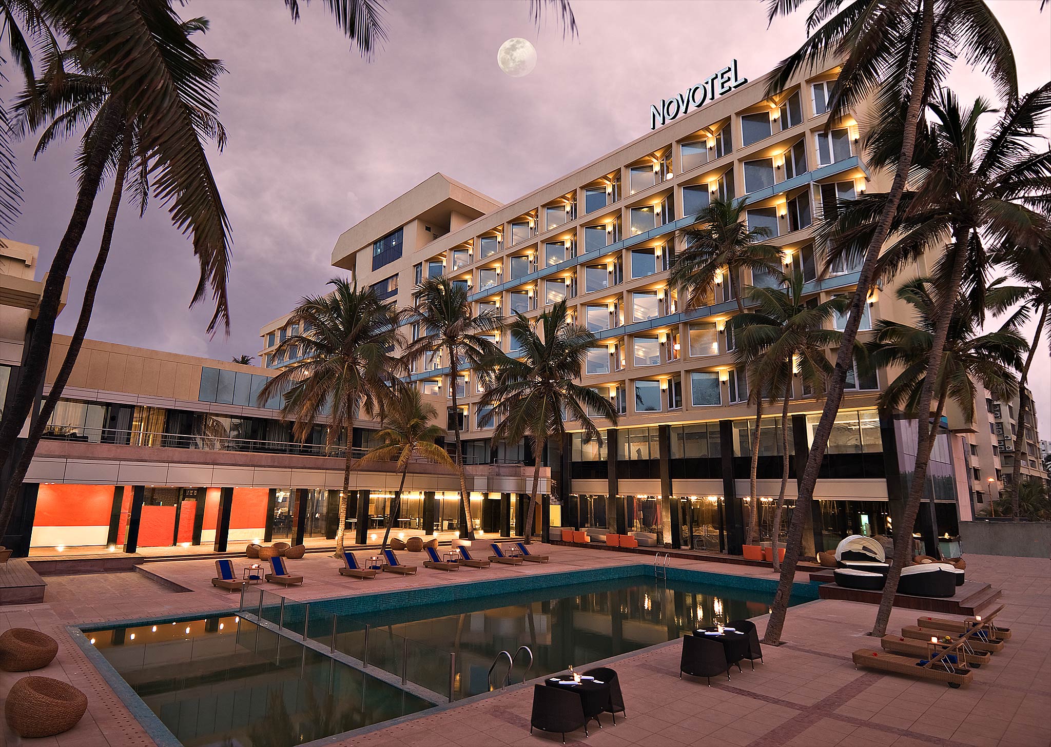 Hotel & Resorts - Facade