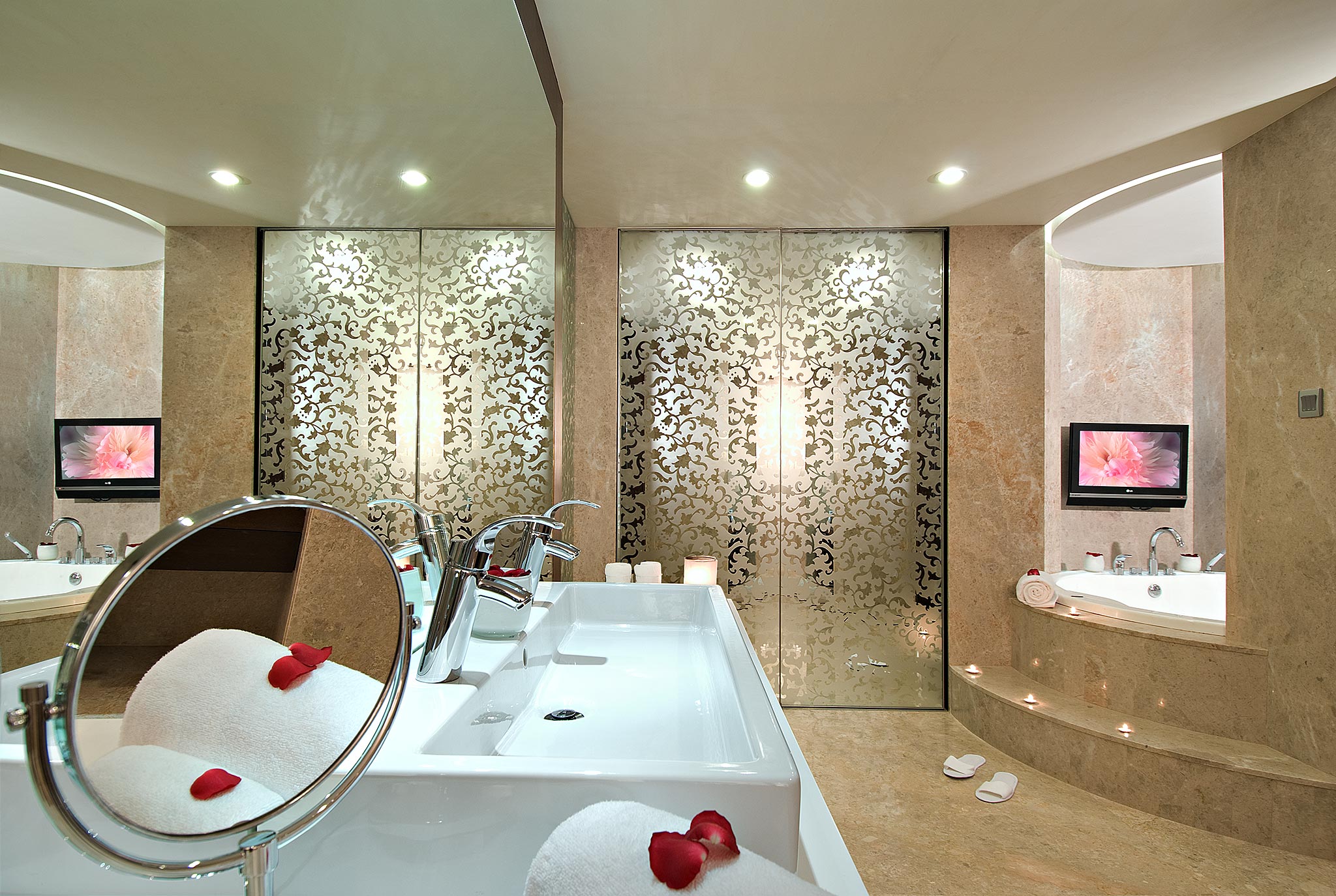 Hotel & Resorts - Guest Rooms