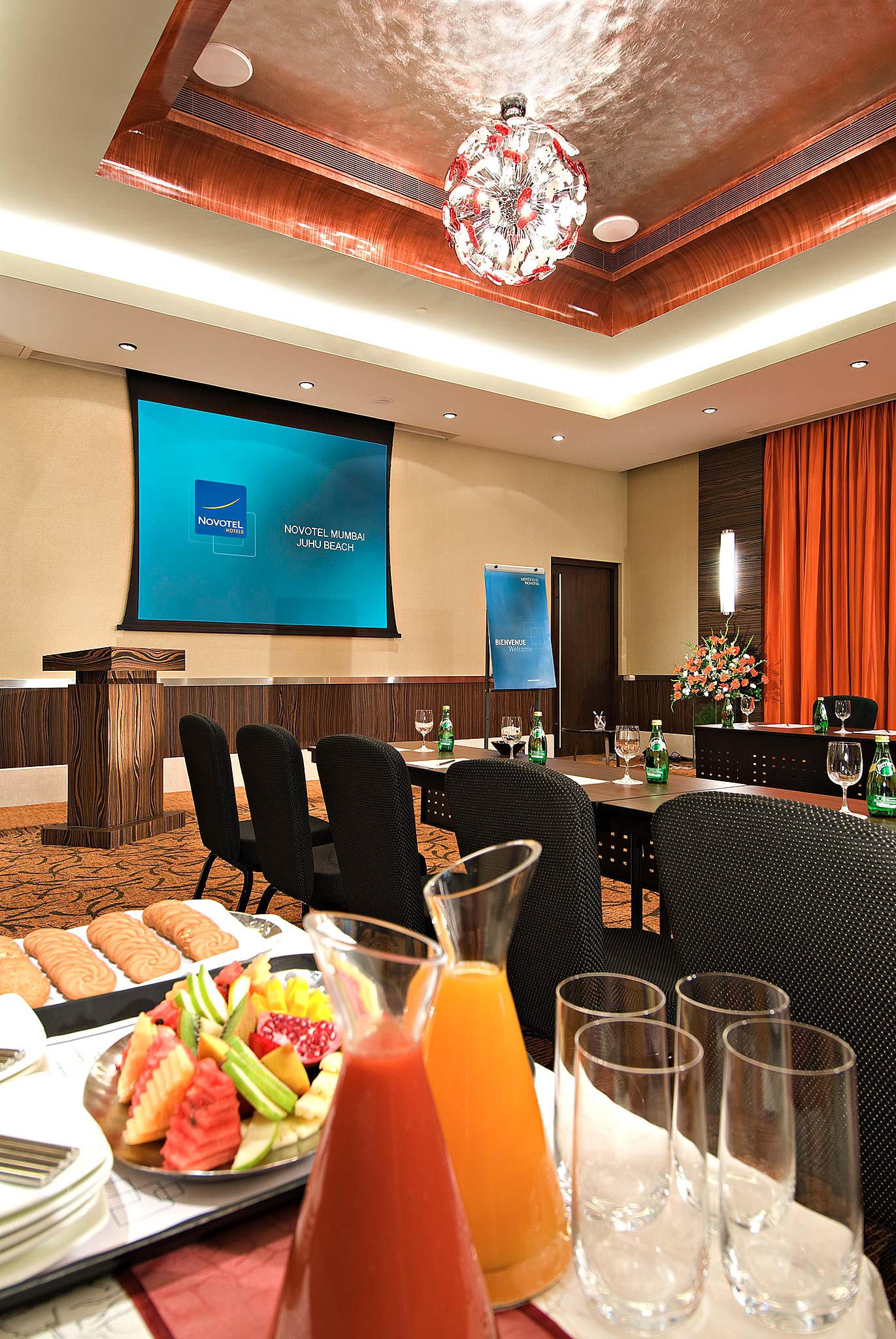 Hotel & Resorts - Conference/Banquet Halls