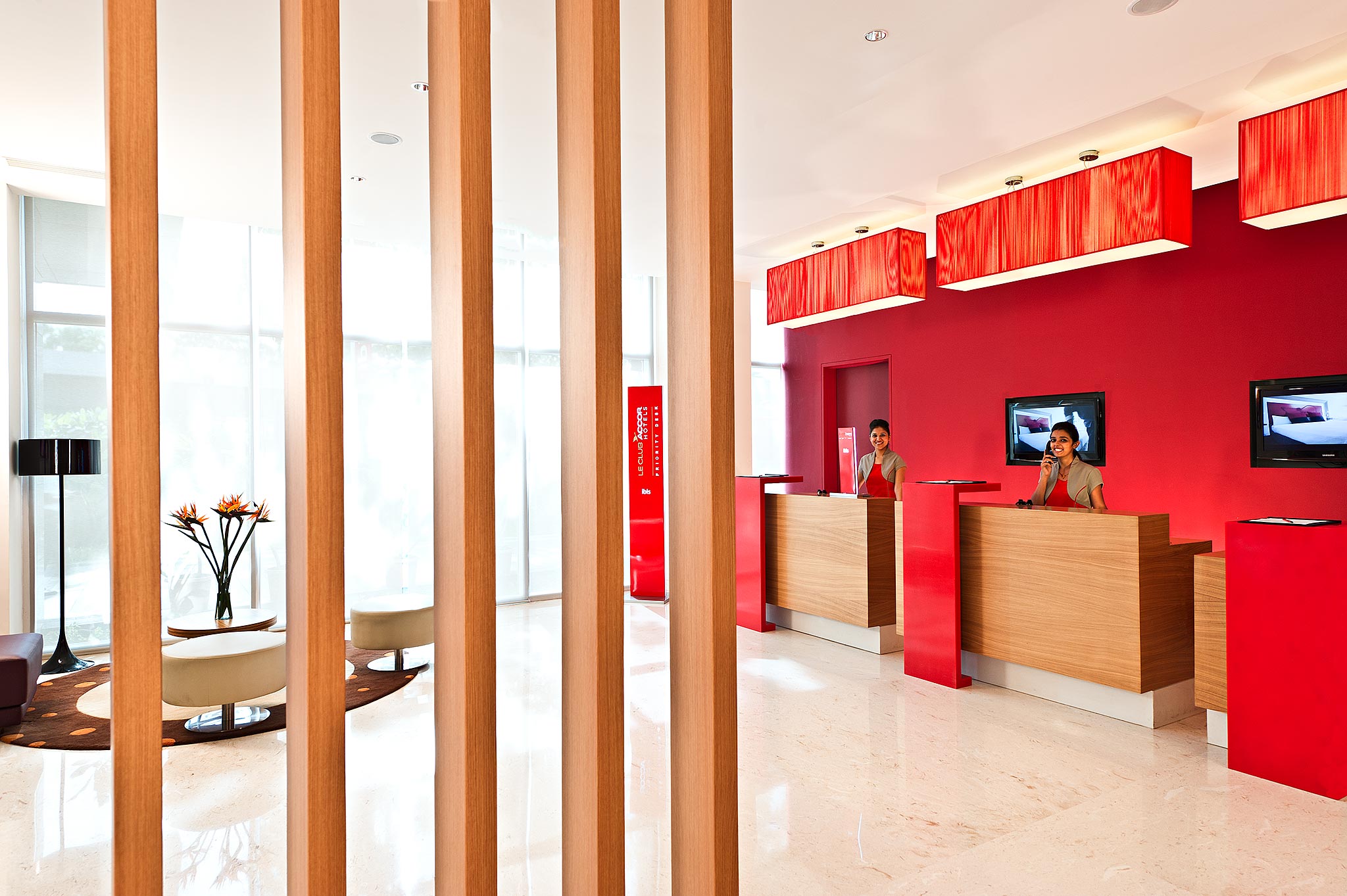 Hotel & Resorts - Lobby